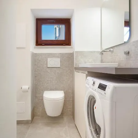 Casa Rosa Holiday home Brenzone sul Garda